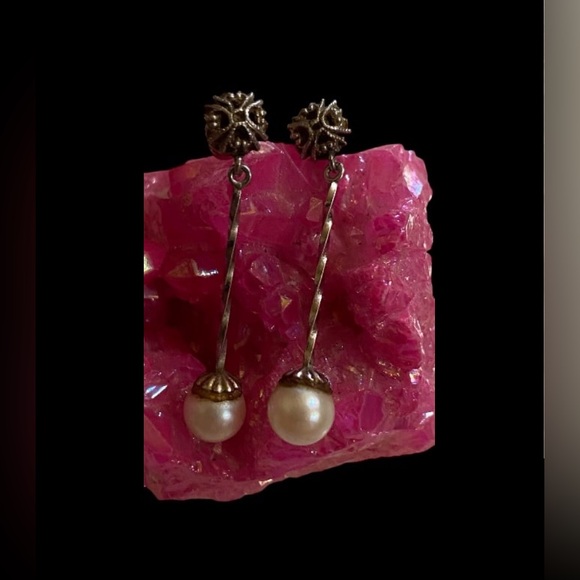 Vintage 14K White Solid Gold Genuine Pearl Pierced Earrings #8032 - Picture 1 of 6